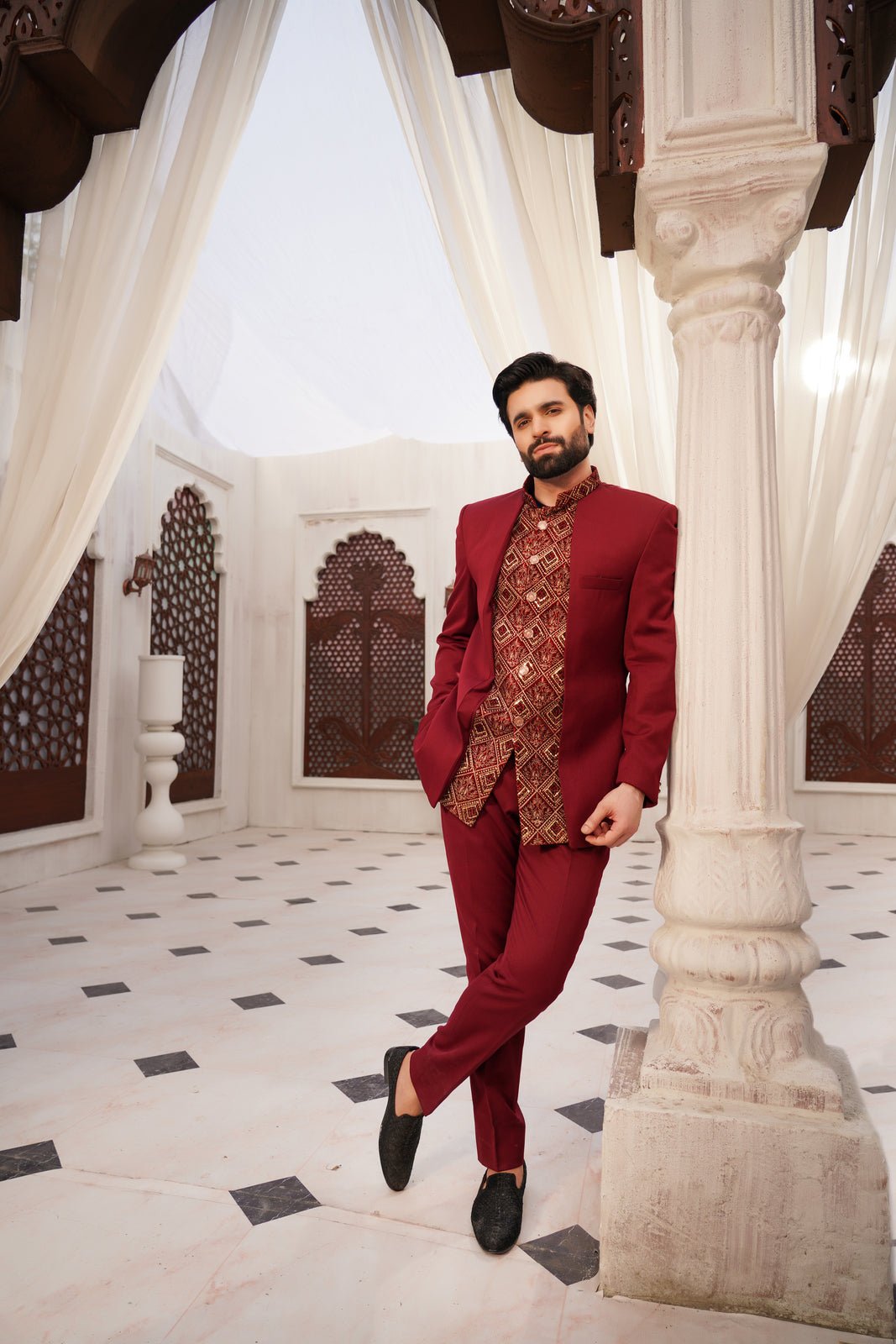 Two - Piece Men’s Eastern Suit - Rmzey