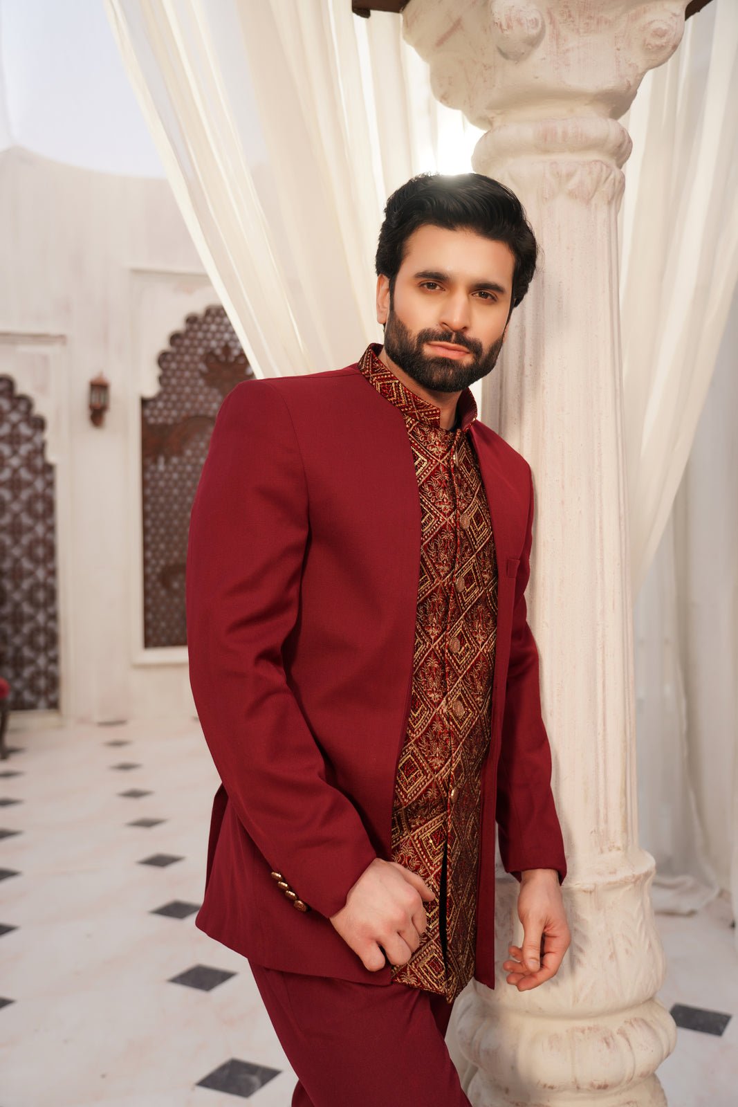 Two - Piece Men’s Eastern Suit - Rmzey